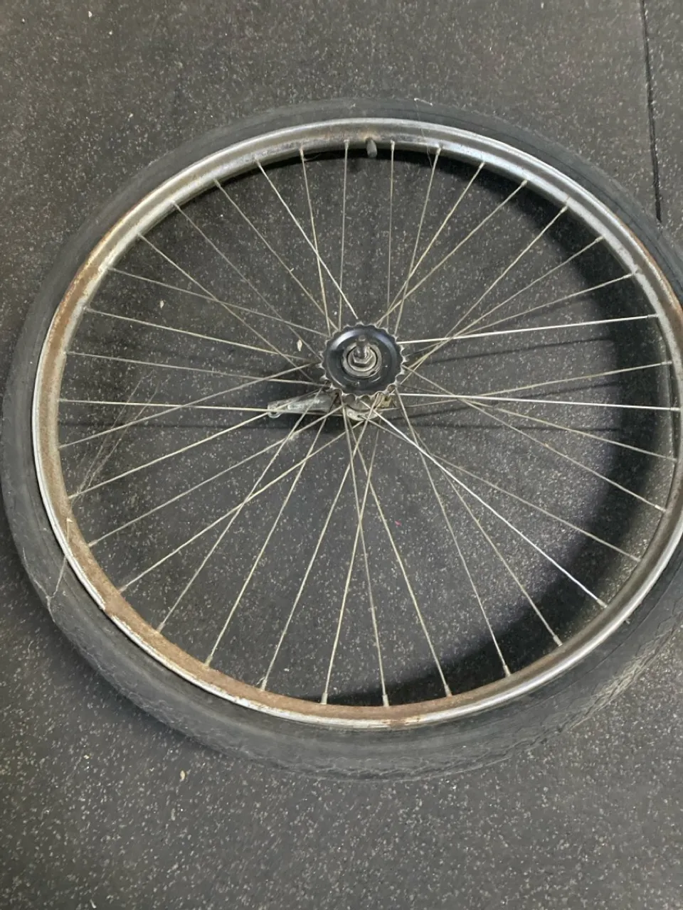 Roda de bicicleta aro 26 1/2