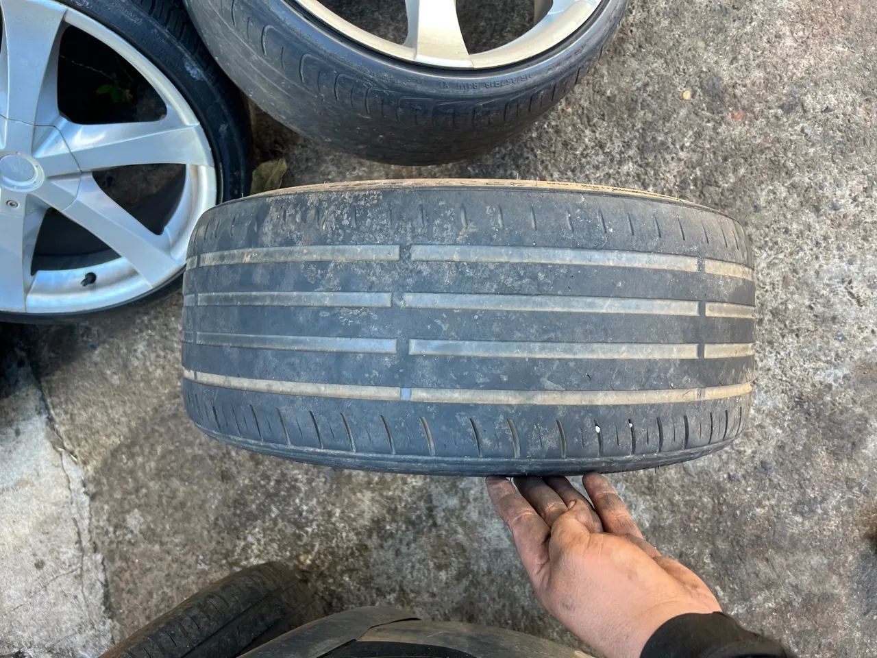 Rodas aro 18 Pneus 215/35/18  - Foto 5
