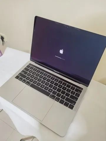Macbook Pro Touch Bar i9 - Foto 2