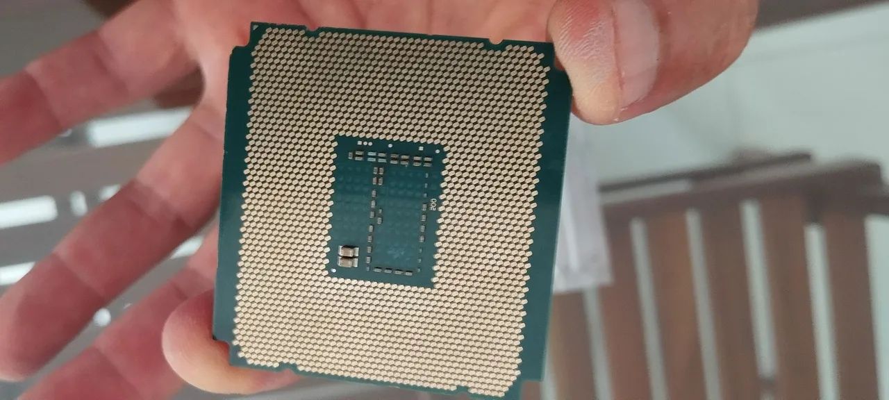Xeon 4620 v3 10/20