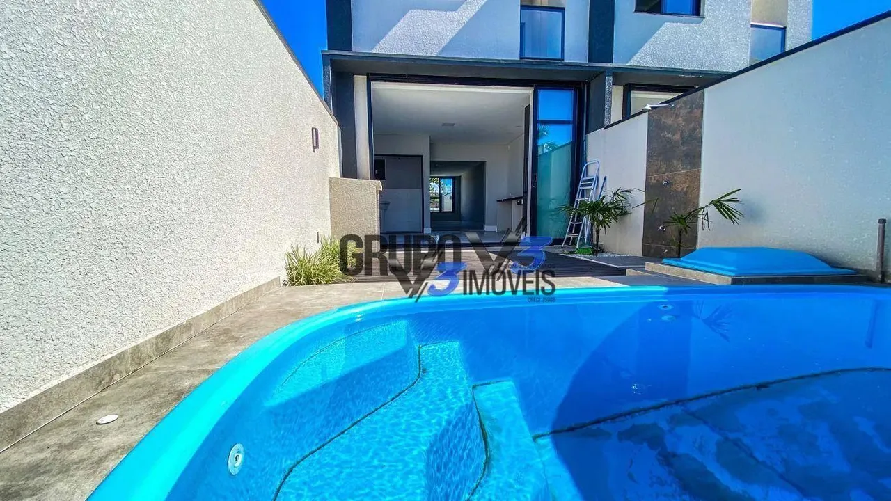 Sobrado com 3 dormitórios à venda, 108 m² por R$ 720.000,00 - Currais - Matinhos/PR