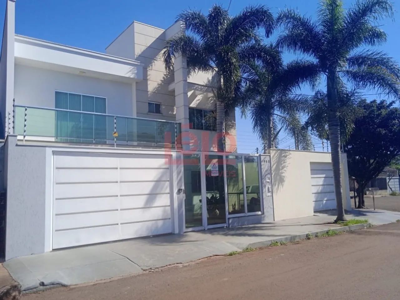 Sobrado à venda em Mandaguari