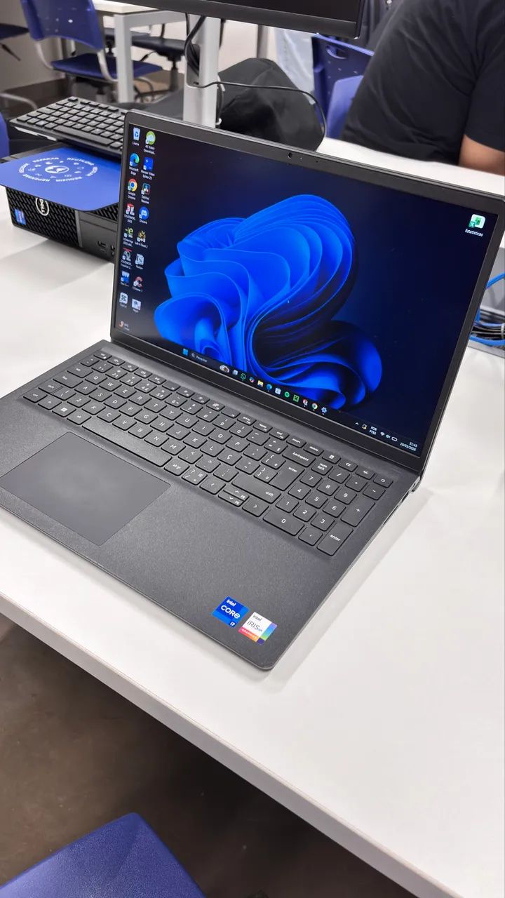 Notebook Dell Inspiron 15  - Foto 2