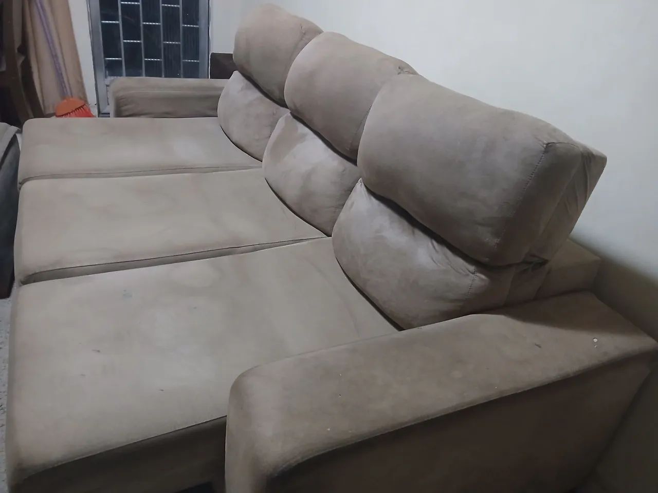 Sofá retrátil 3 lugares  - Foto 4