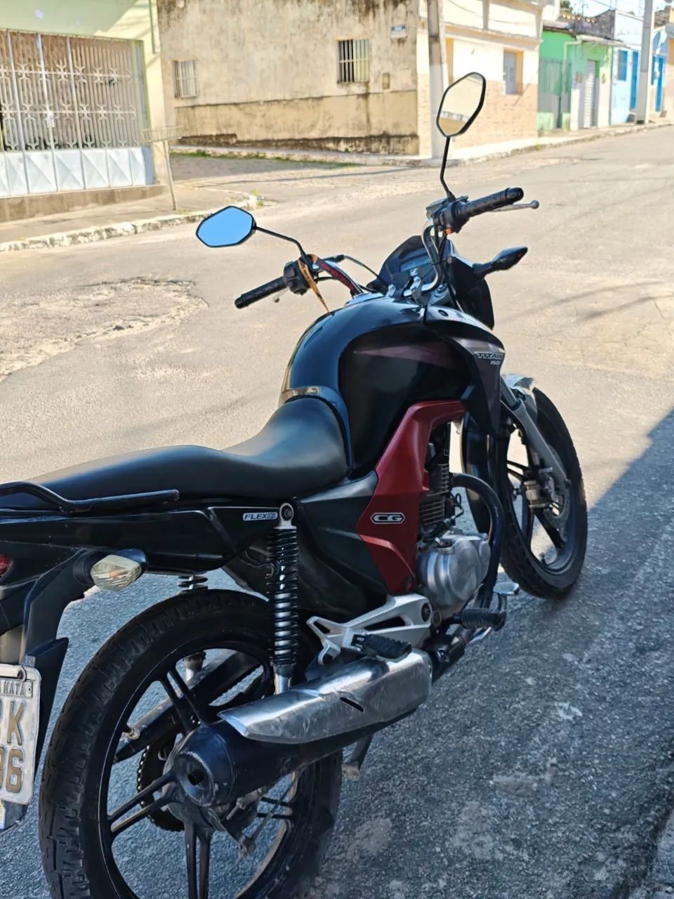 TITAN 150  - Foto 2