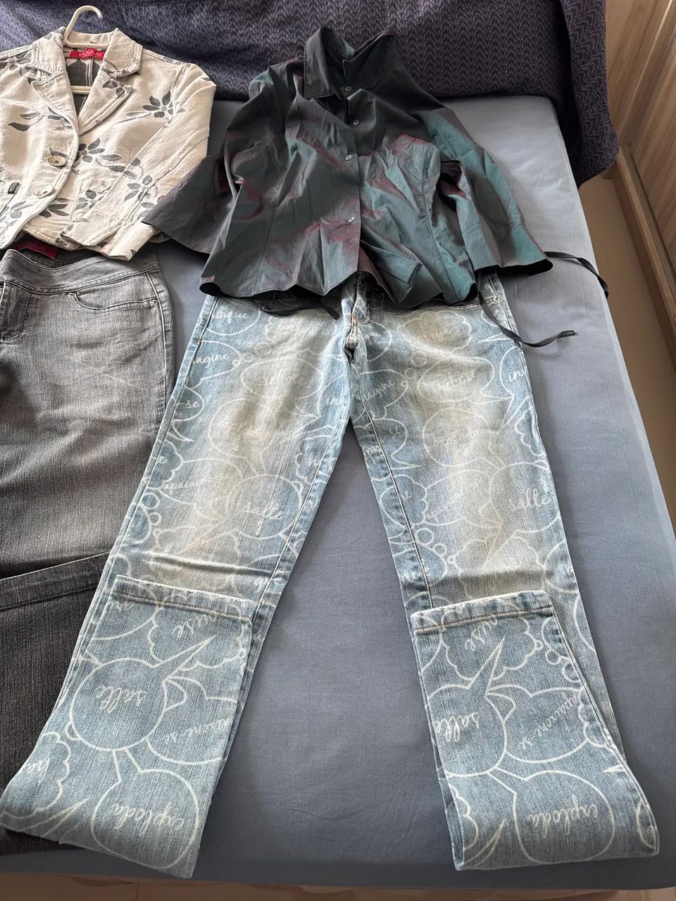 Lote de roupas TAM P - Foto 4