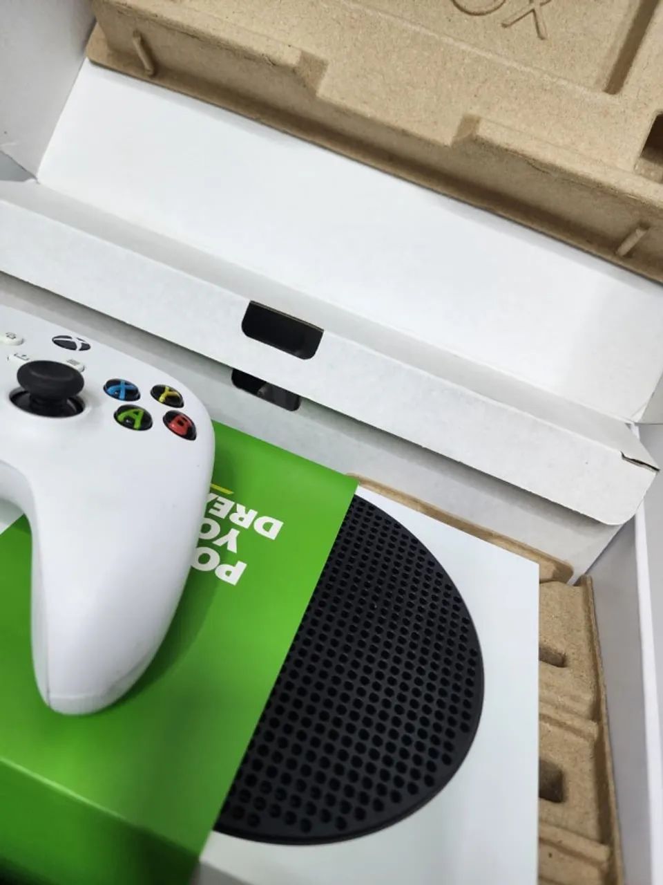 Console Xbox Series S Com Caixa e NF - C/ +100 Jogos - Foto 3