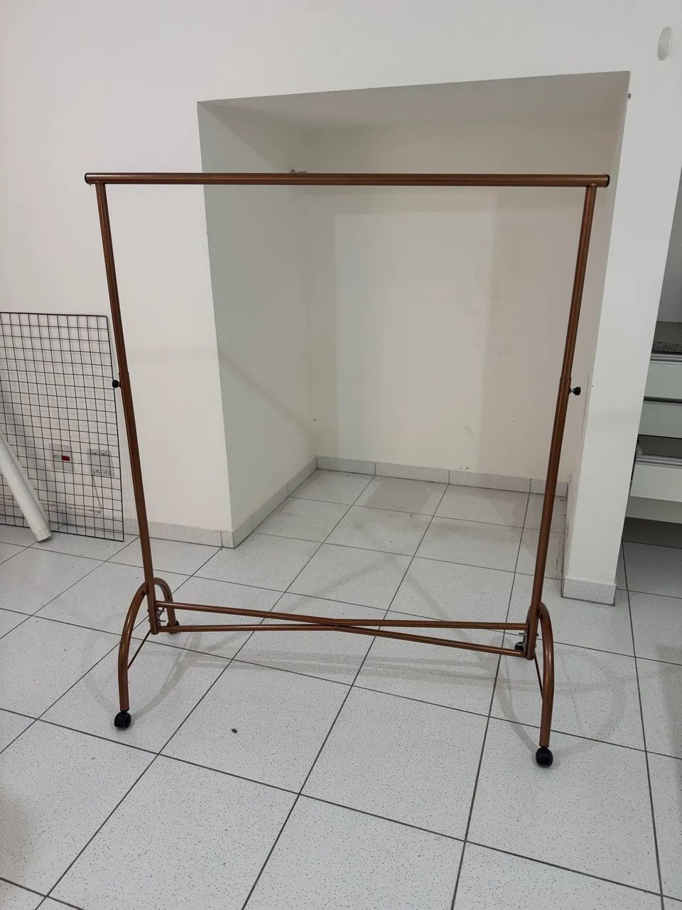 Arara de roupa Rose Gold 