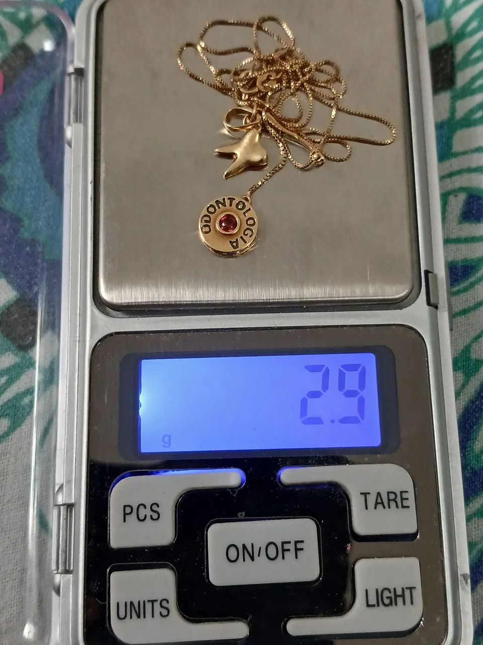 Cordão com pingente odonto, dente e escova 18k - Foto 5