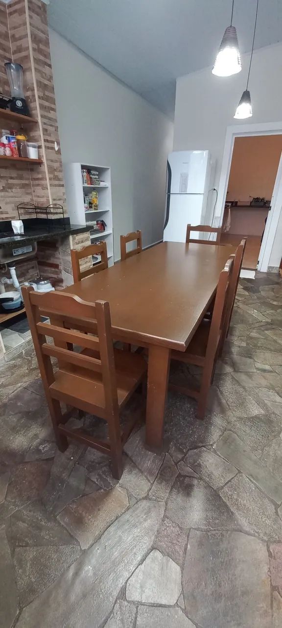 Conjunto de mesa com 6 cadeiras usado - Foto 2