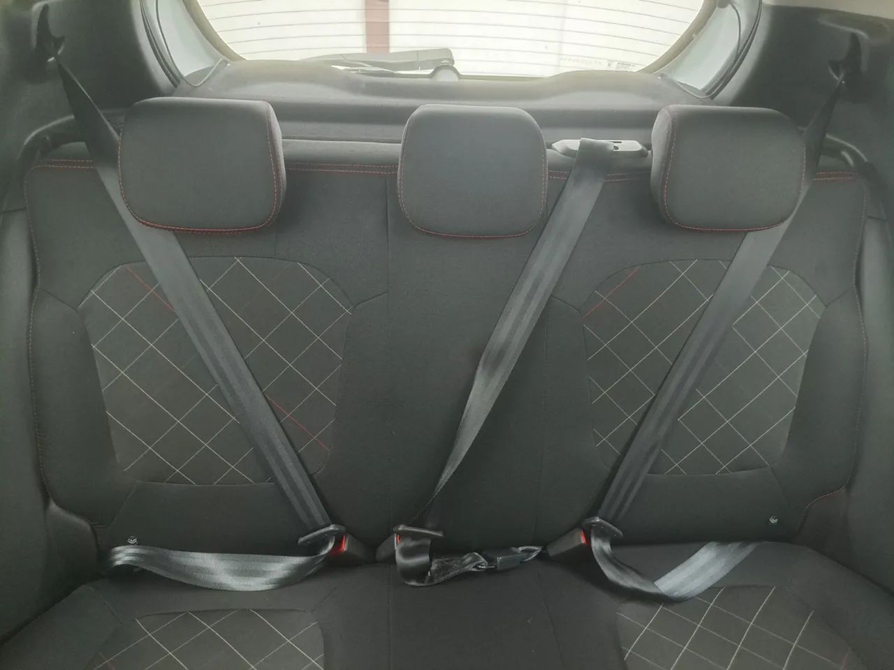 Renault Kwid 1.0 Zen, foto 18 de 18