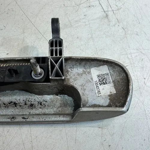 Maçaneta Porta Dianteira Direita Onix Prisma 2013 A 2019 Cinza
