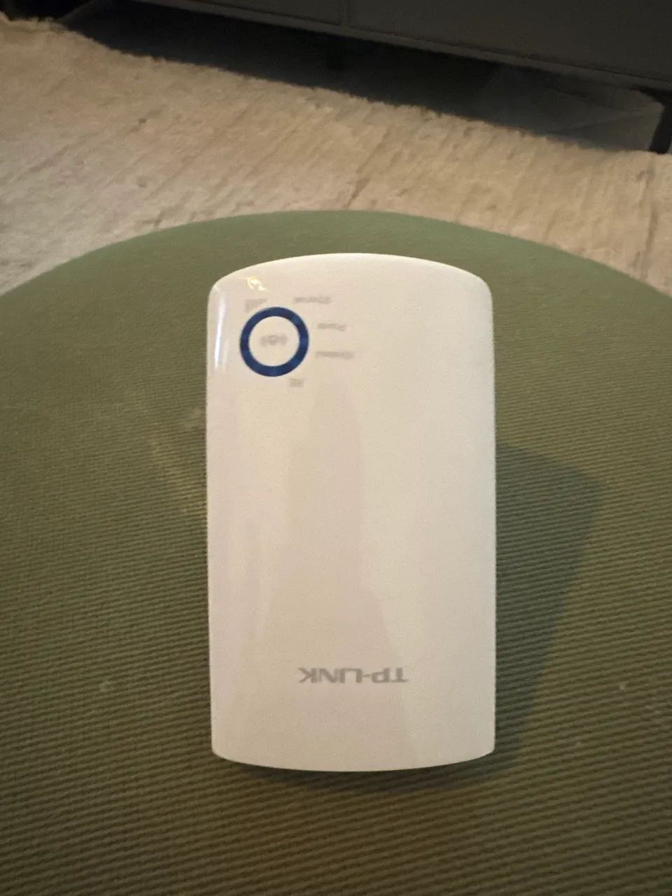 Repetidor/extensor de sinal Wi-Fi TP-Link TL-WA850RE V2.0.