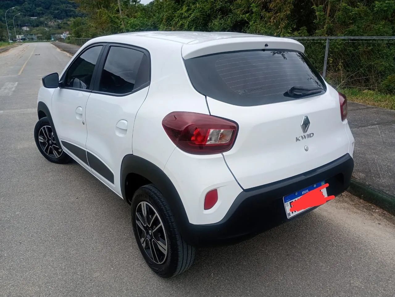 Renault Kwid Intense 1.0 Flex 12V 5P Mec. 2023 - Foto 4