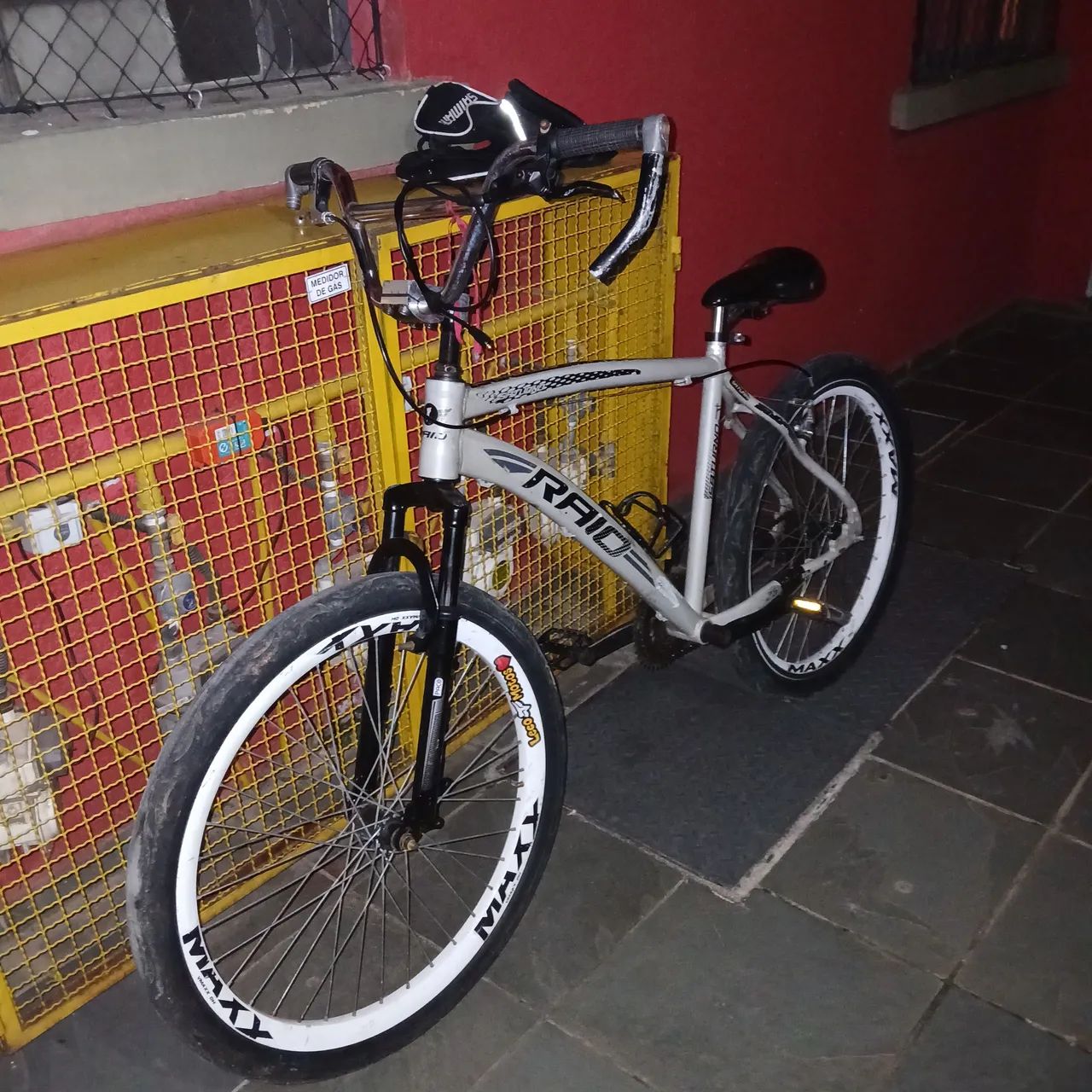 Bike Raio Saturno Aro 26- ?TROCO POR MOTORIZADA?