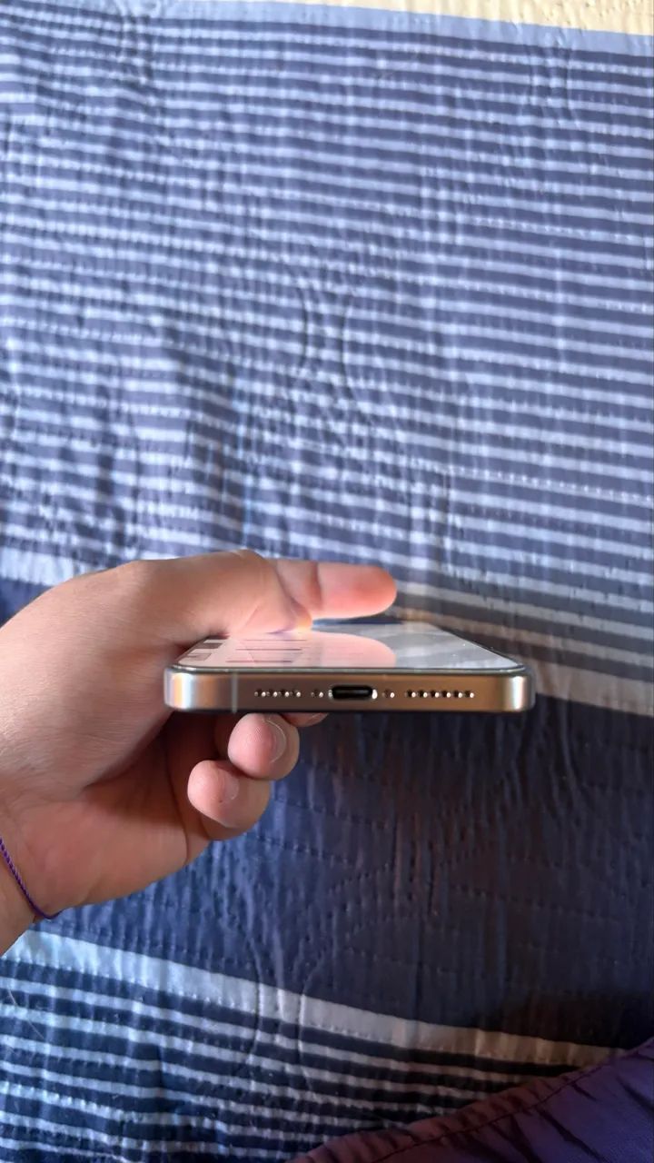 Iphone 15 pro max - 256 gb - Foto 2
