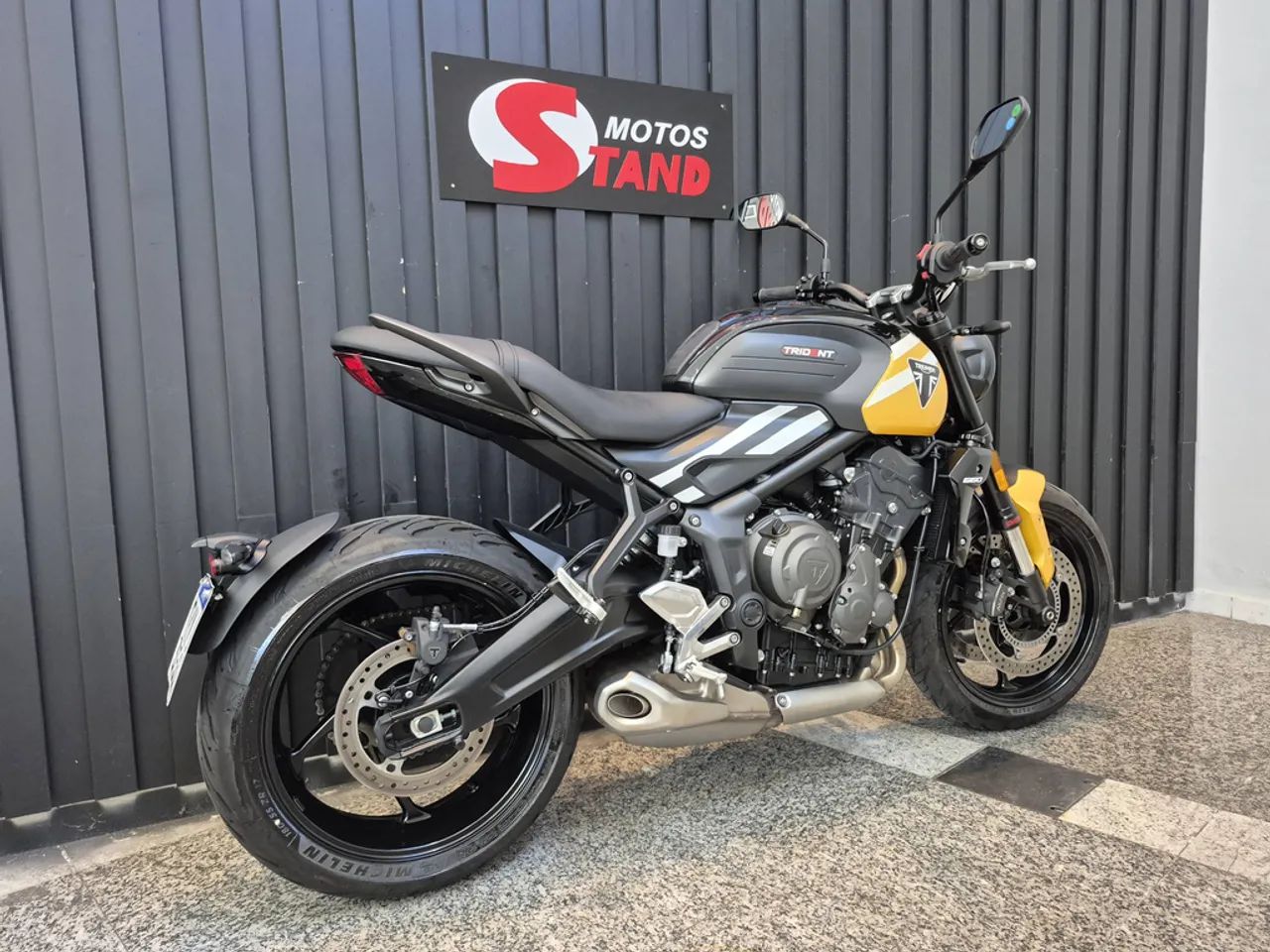 Triumph Trident 660 660 cc  - Foto 2