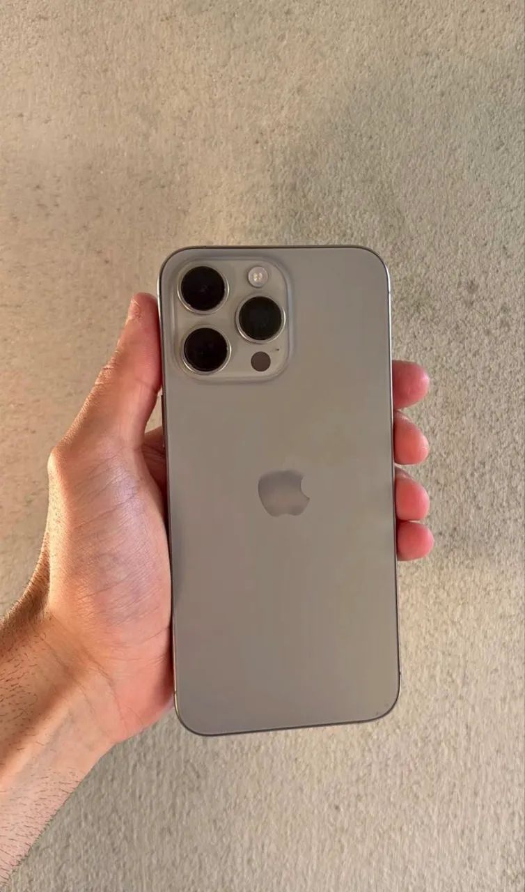 IPhone 15 Pro Max - Foto 3