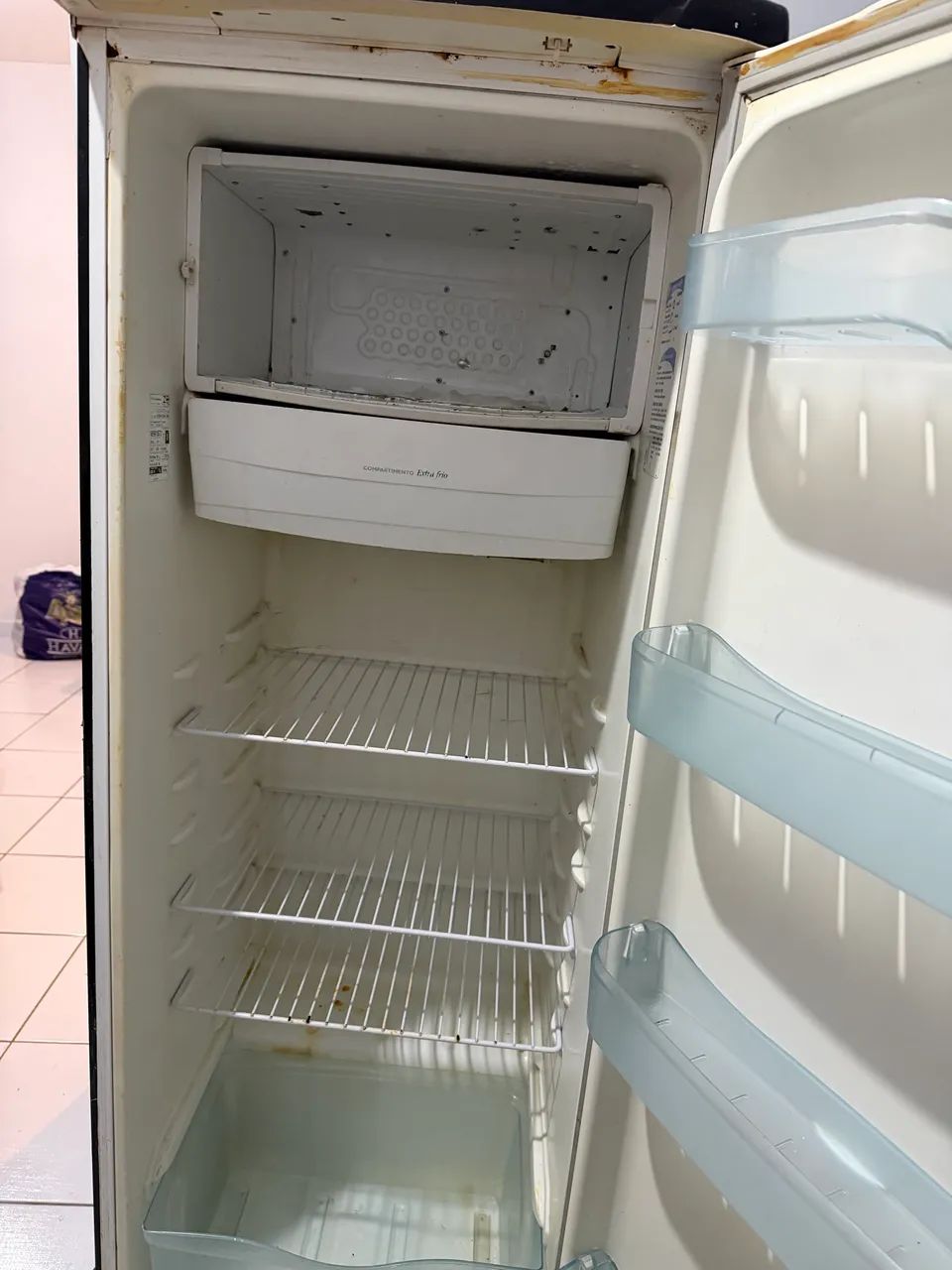 DOA-SE GELADEIRA SEM DEFEITOS - Foto 5