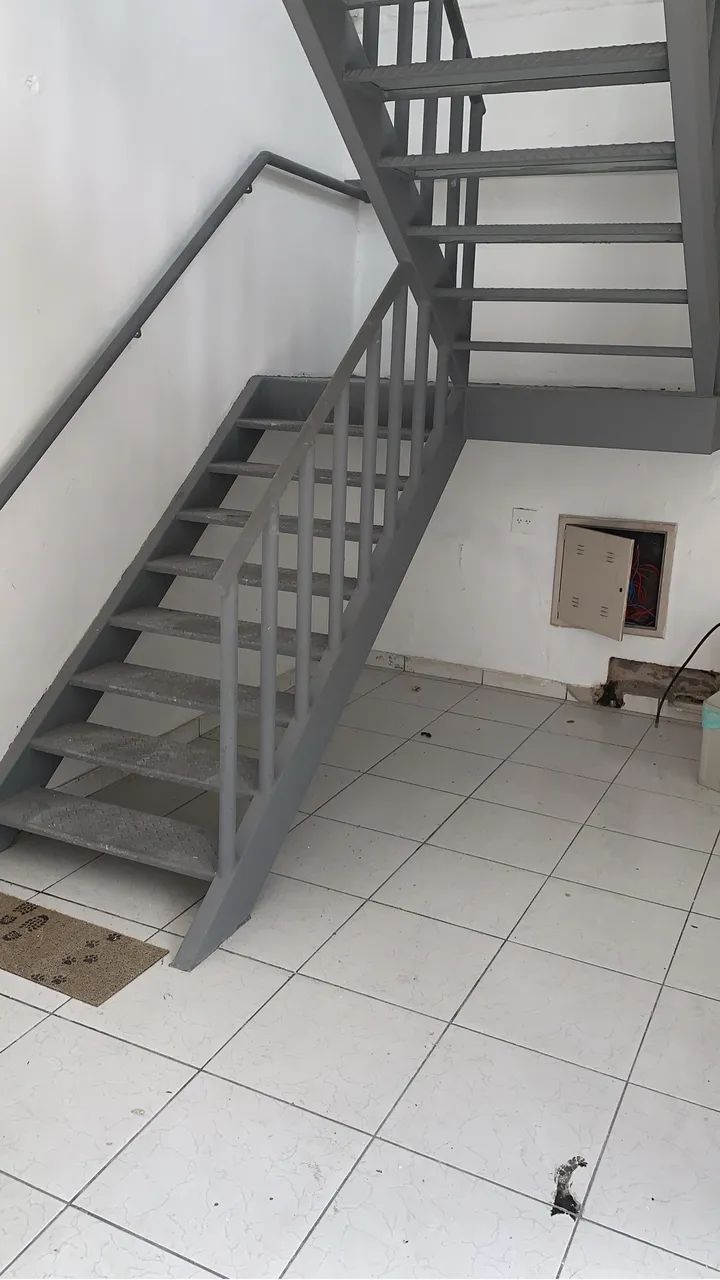 Alugo prédio na Duque de Caxias com oito salas com banheiro e ar condicionado e recepção  - Foto 2