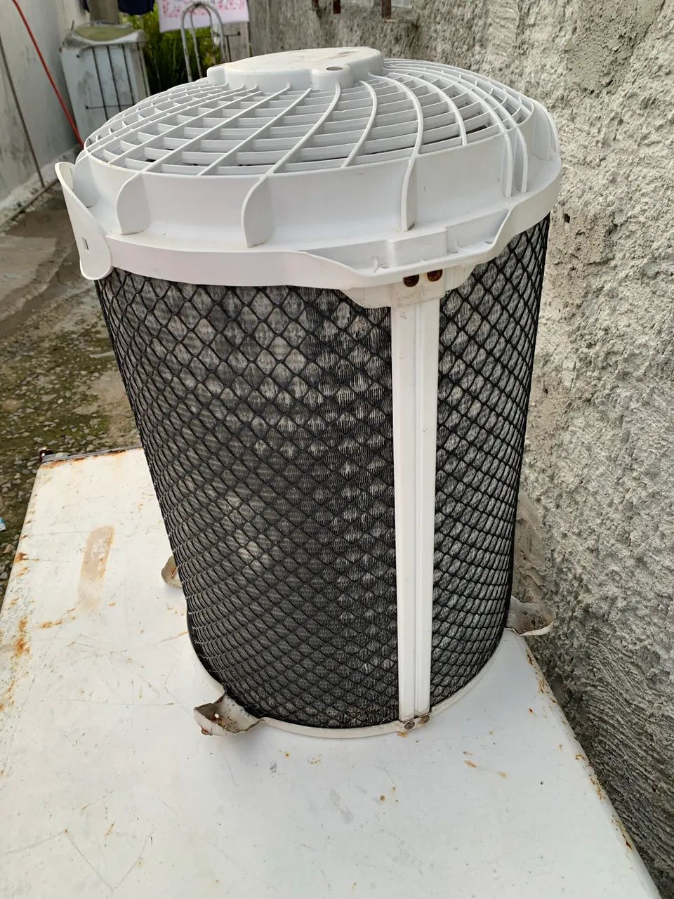 Ar condicionado midea 9000 btus com defeito 