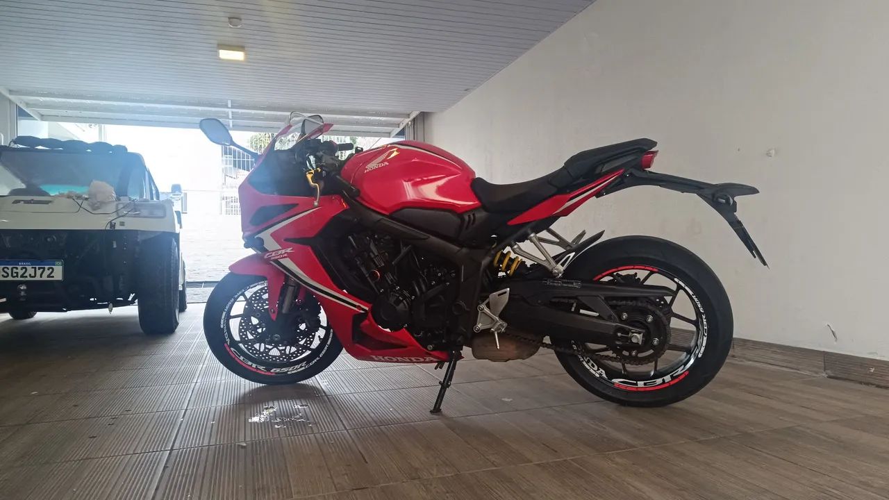 Raríssima CBR 650R 2020