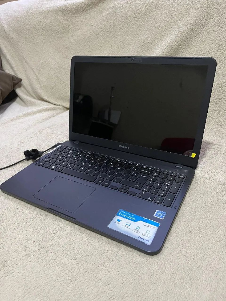 Notebook Samsung Essentials NP350XBE