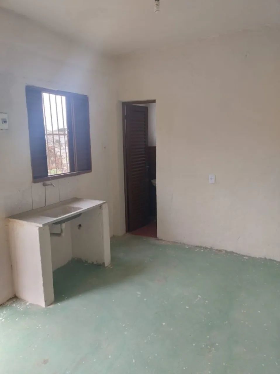 Kitnet1 - Alugo Kitnet com quarto, cozinha e banheiro
