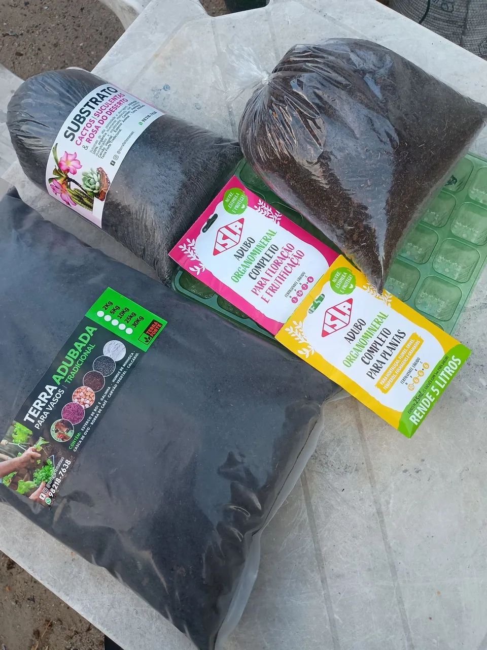 Terra Preta Adubada 100% Orgânica  - Foto 2
