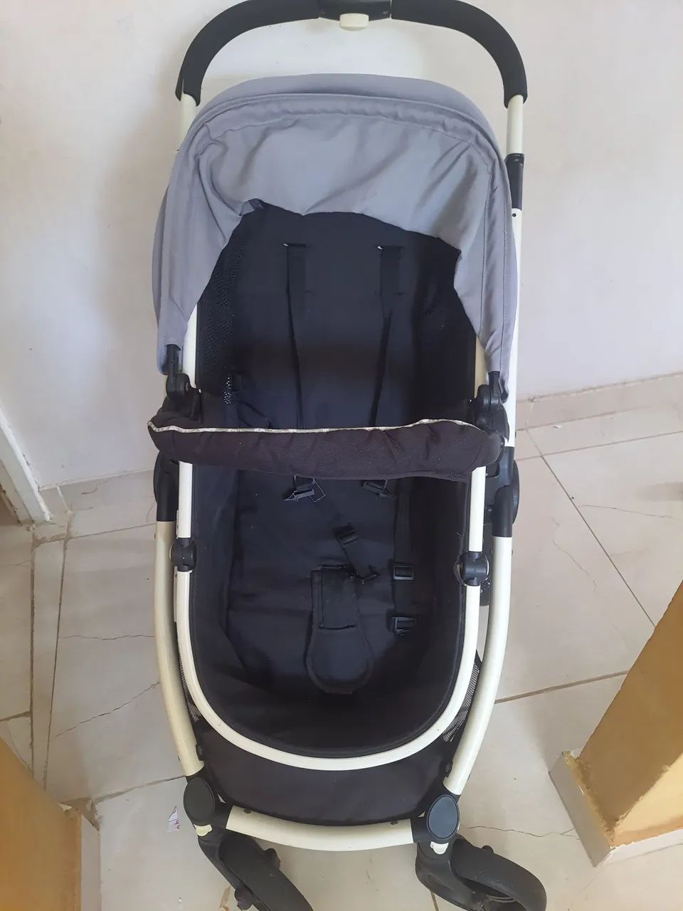Carrinho de  de bebê  - Foto 5