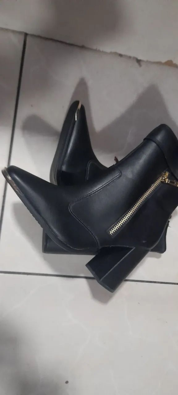 Bota Vizzano número 37 nunca usada - Foto 3