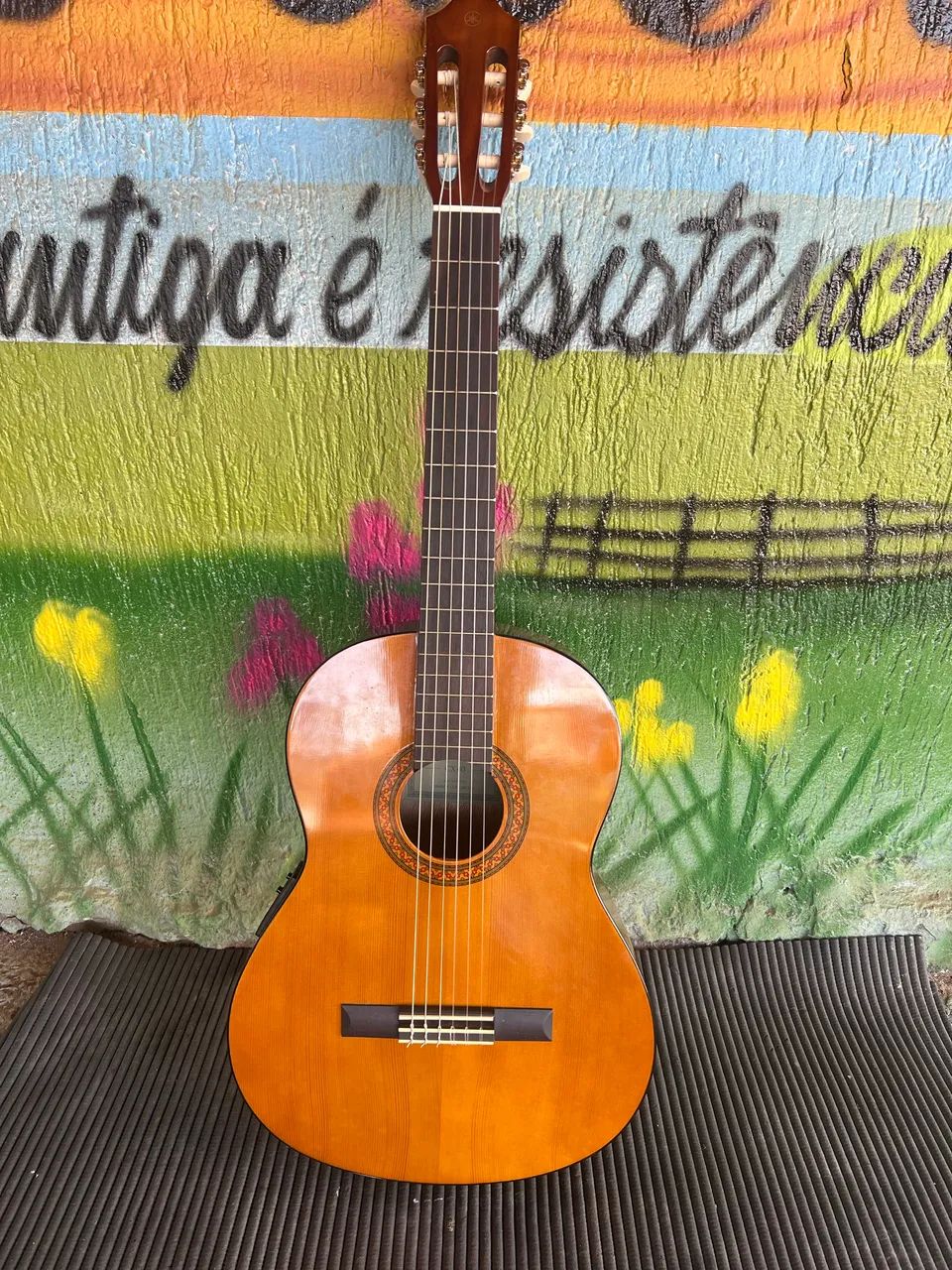 Violão clássico Yamaha - Foto 2