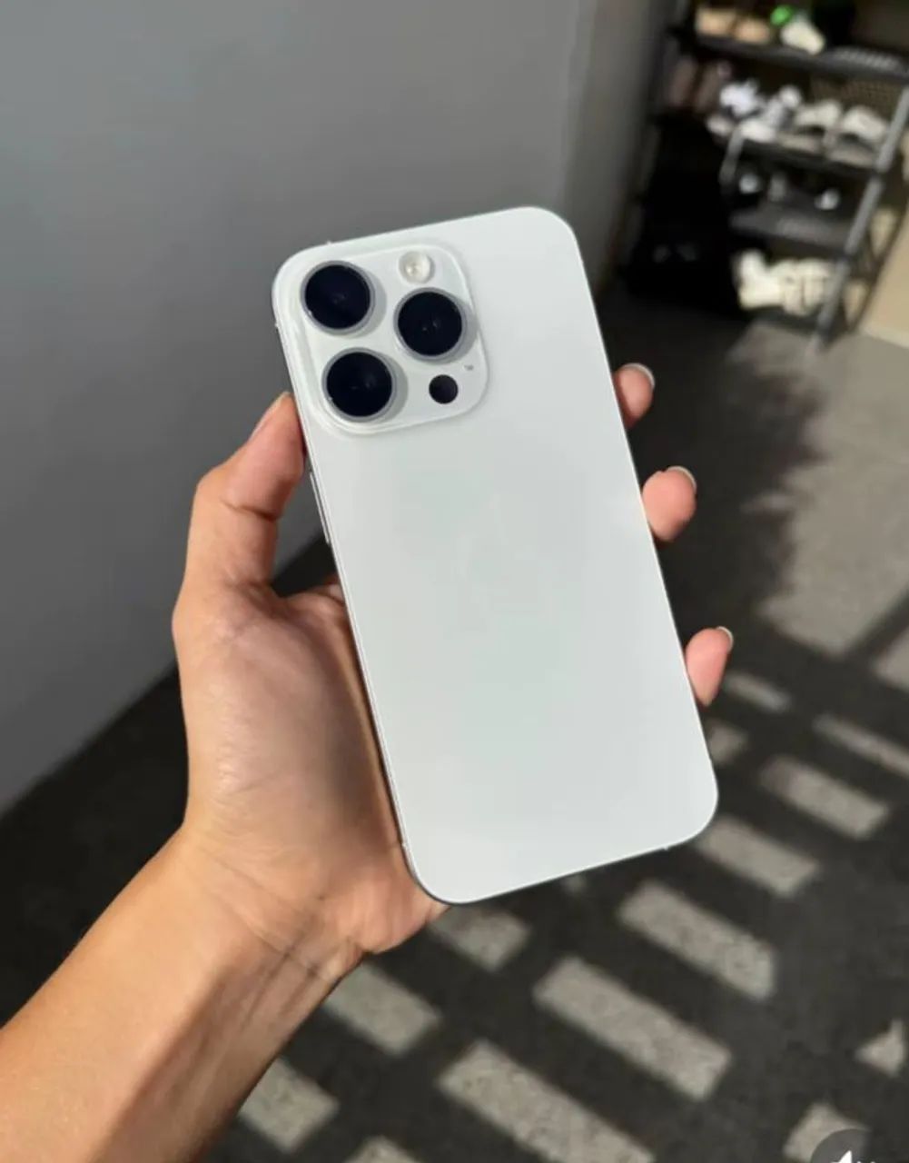 iPhone 15 Pro Branco 128 GB 6 meses de garantia 