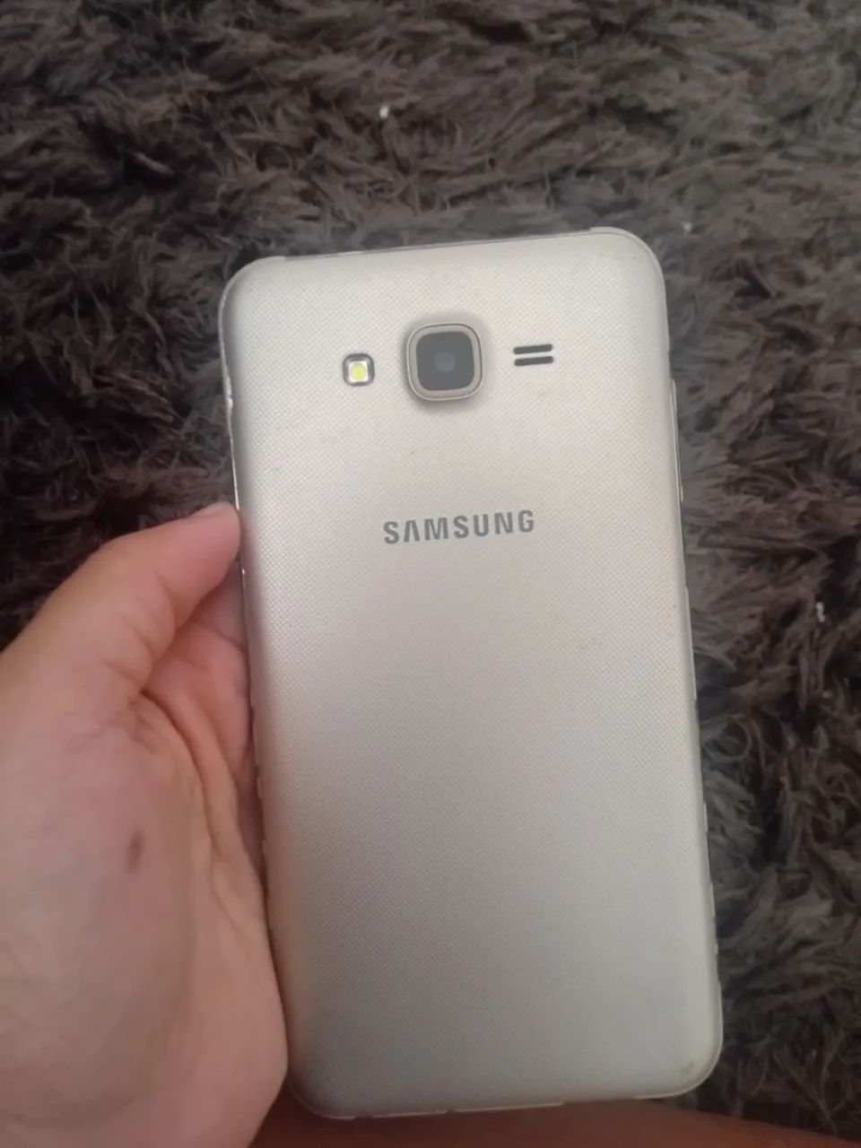 Celular antigo( pegar peças)