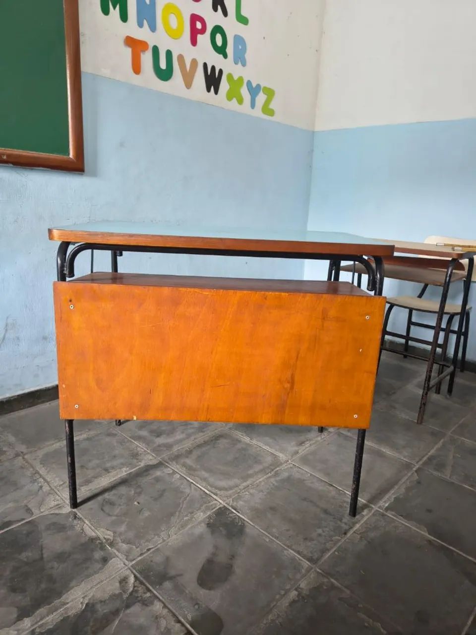 Mesa escolar p/ professora 