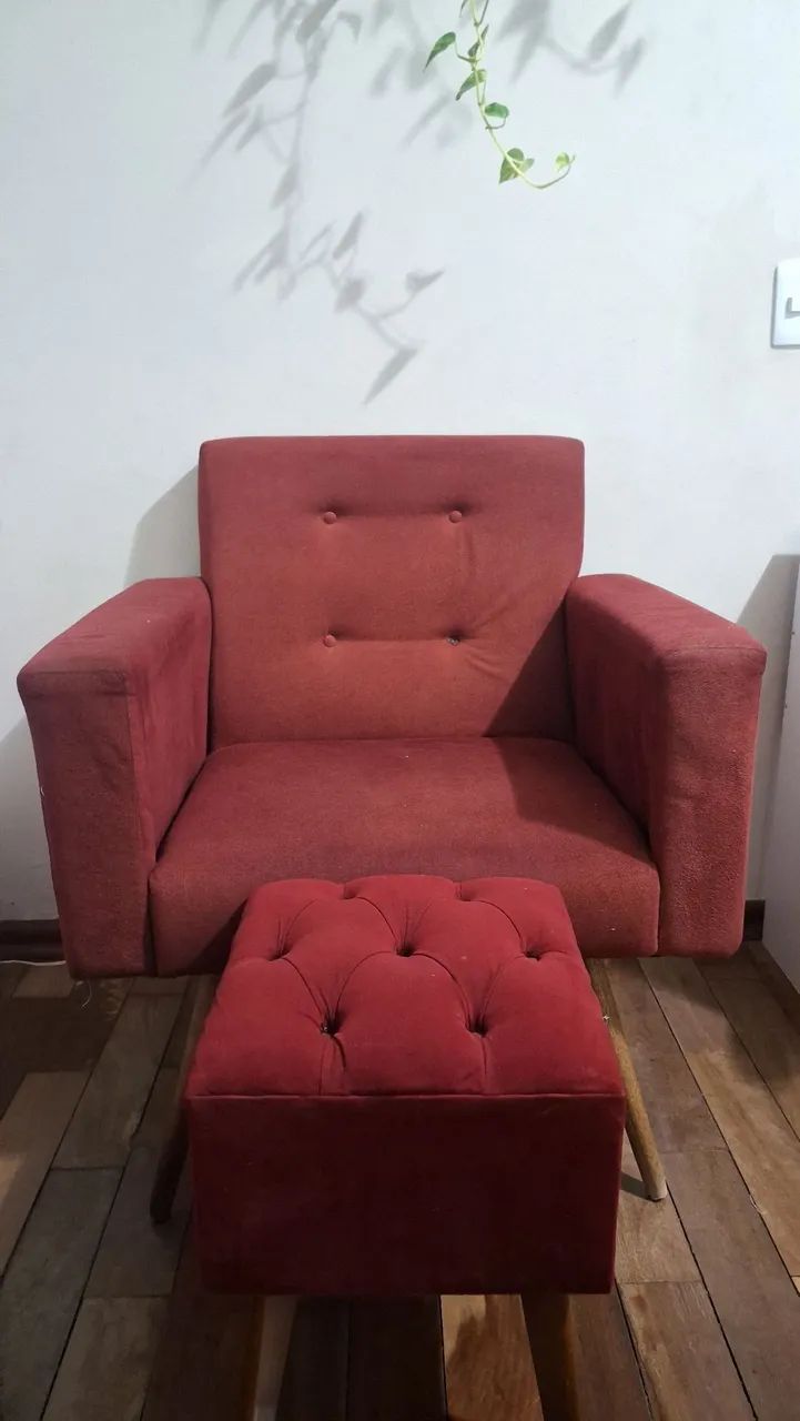 Poltrona + divã em bom uso