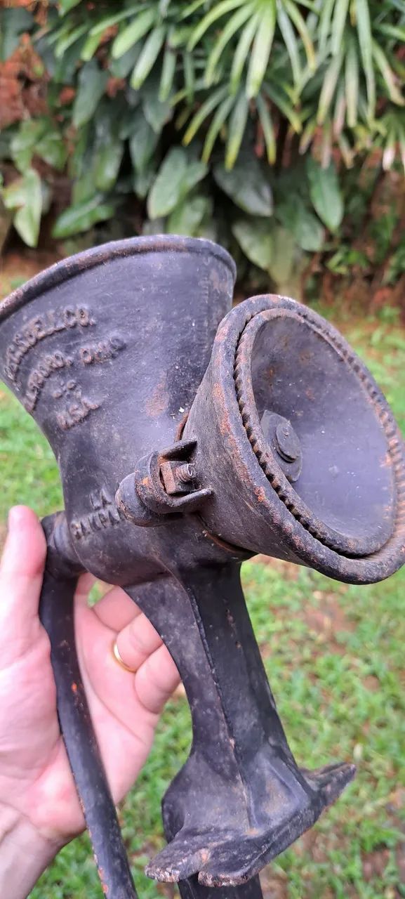 Antiguidades / Raro moedor de grãos - Foto 3