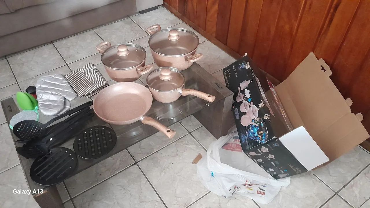 Vendo panelas novas na caixa - Foto 3