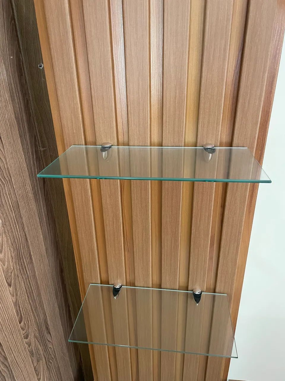 Vendo painel de tv com vidro. 700,00 - Foto 4