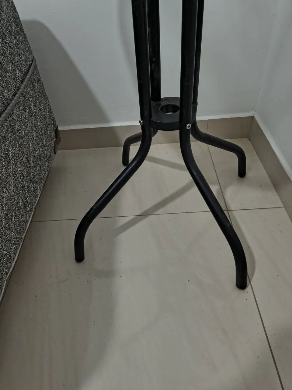 Mesa com vidro pequena - Foto 2
