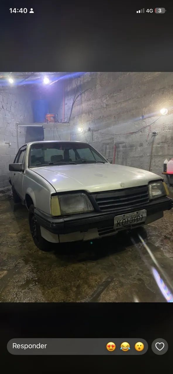 Chevrolet Monza GL 1.8 Efi/ SL/ L/ 650/barc. 2e4p (álcool) 1986