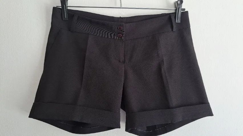 Short social feminino