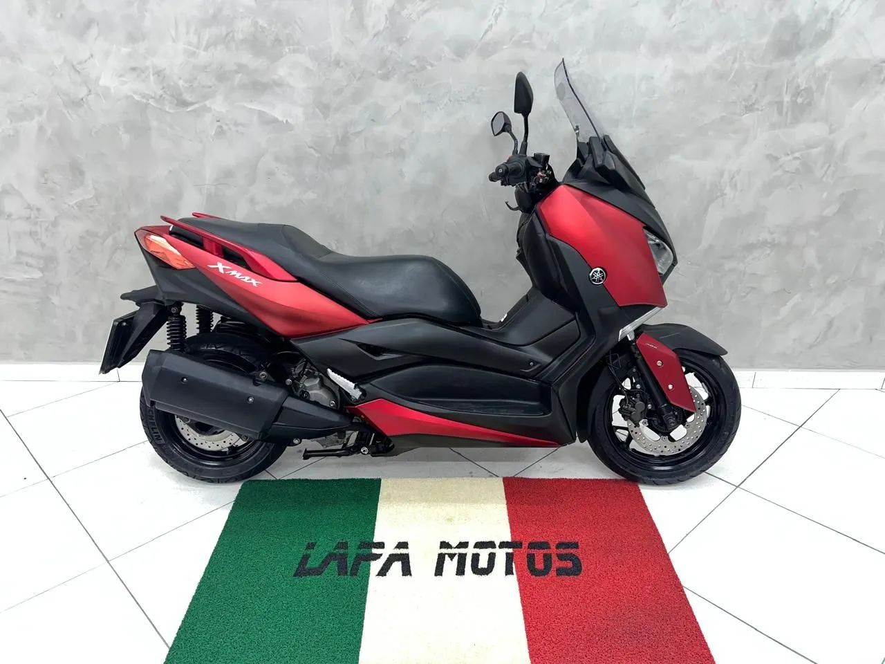 Xmax 250