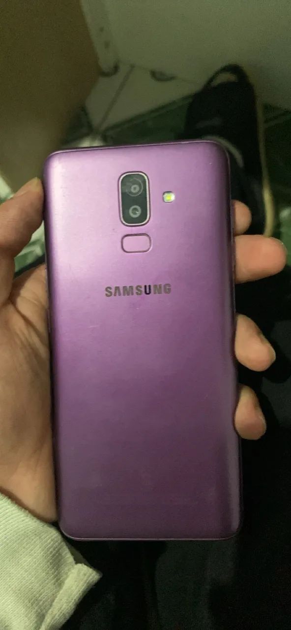 Samsung J8 - Foto 2