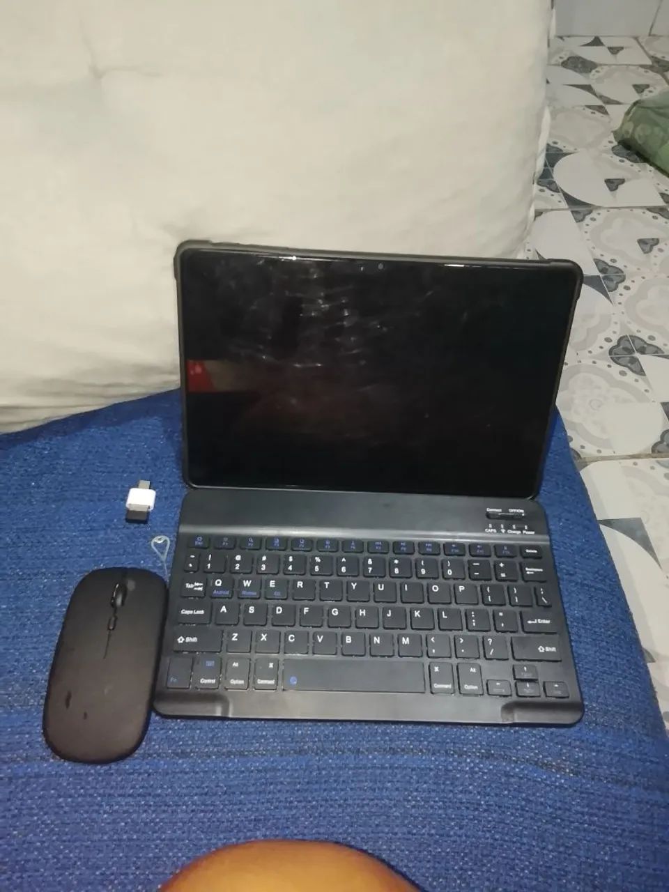 Tablet completo com teclado, mouse , e capa 