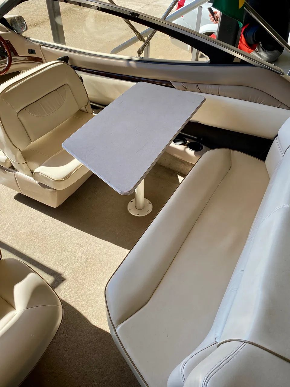 Lancha Regal 21 Pés Volvo Penta V8 | Carreta Original | Pronta p/ Navegar - Foto 4