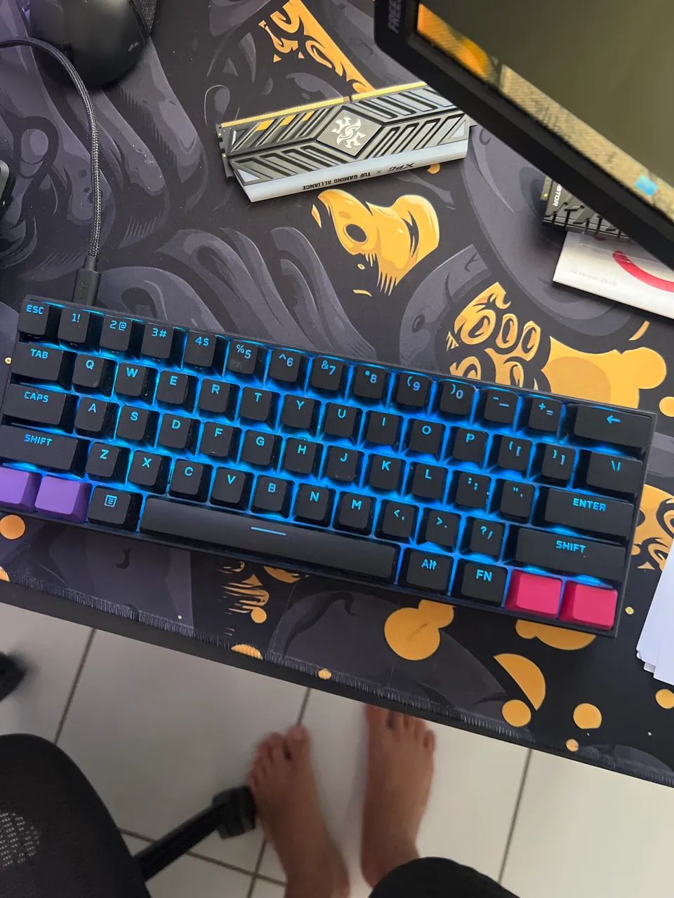 Teclado ANNE PRO 2 Switch Vermelho