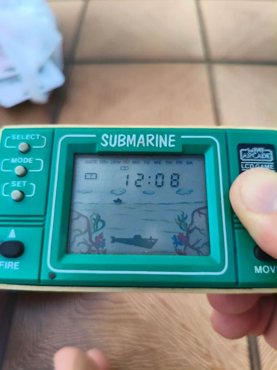 Console portátil LCD Sea Ranger 1980 com caixa e manual em submarino  funcionando 