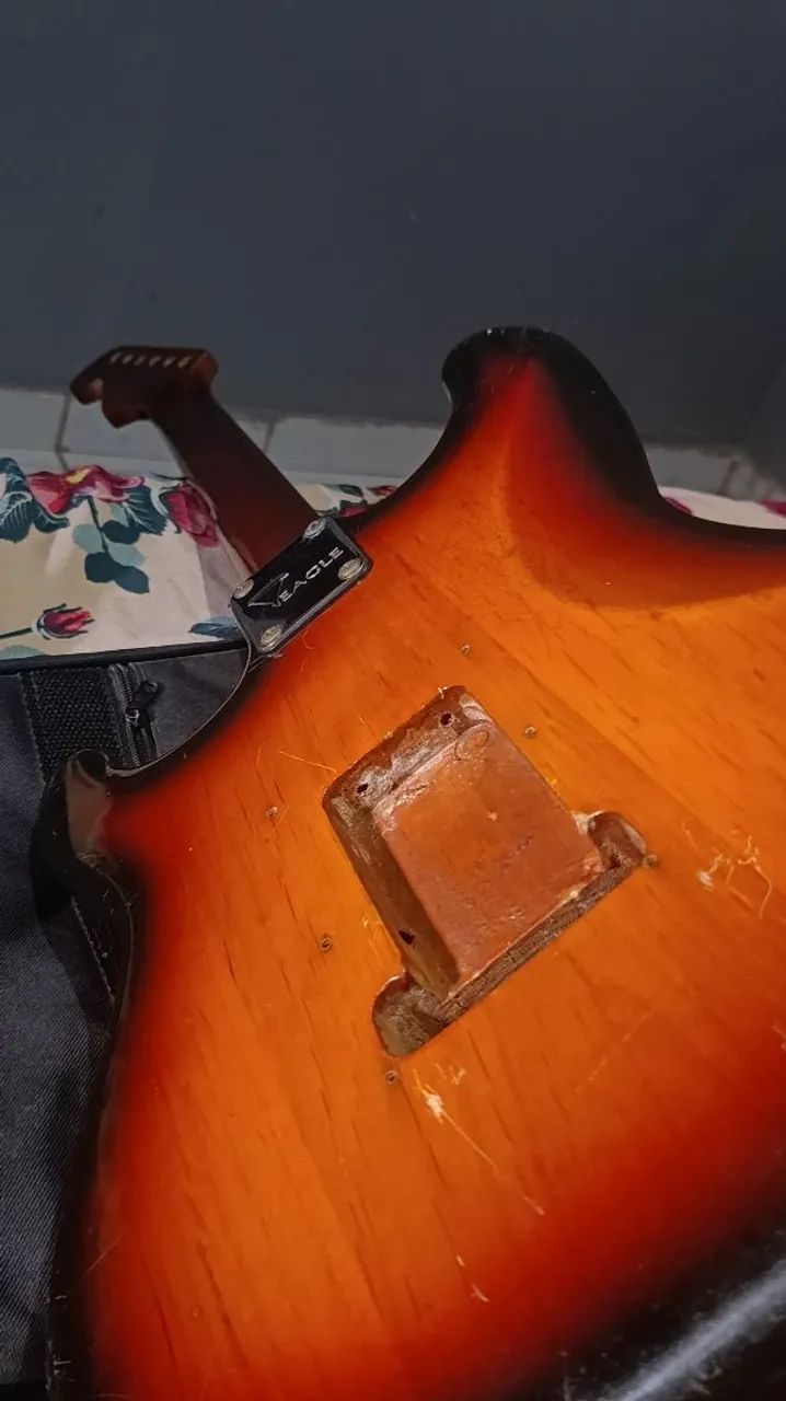Guitarra Ewa  - Foto 3