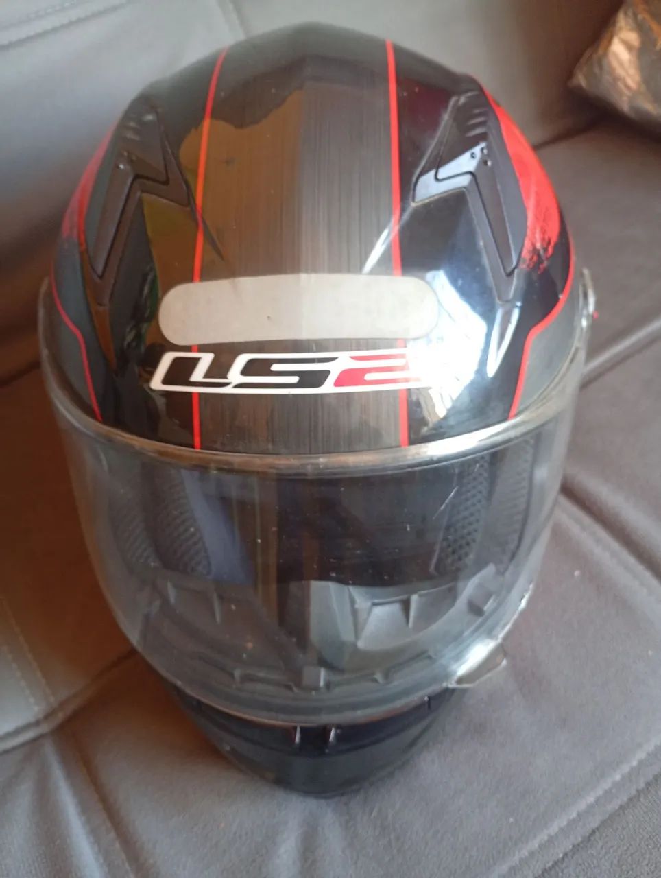 Capacete ls2 semi novo número 61